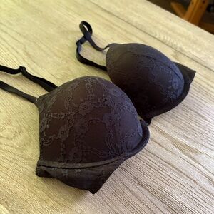NWOT Victoria’s Sectet Black Lace Push up Bra Sz 32D